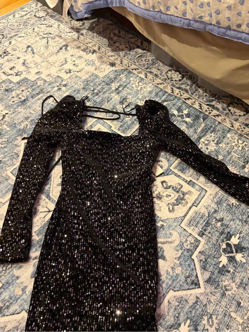 Francesca's Collections Black Sequined Long-Sleeve Dress
